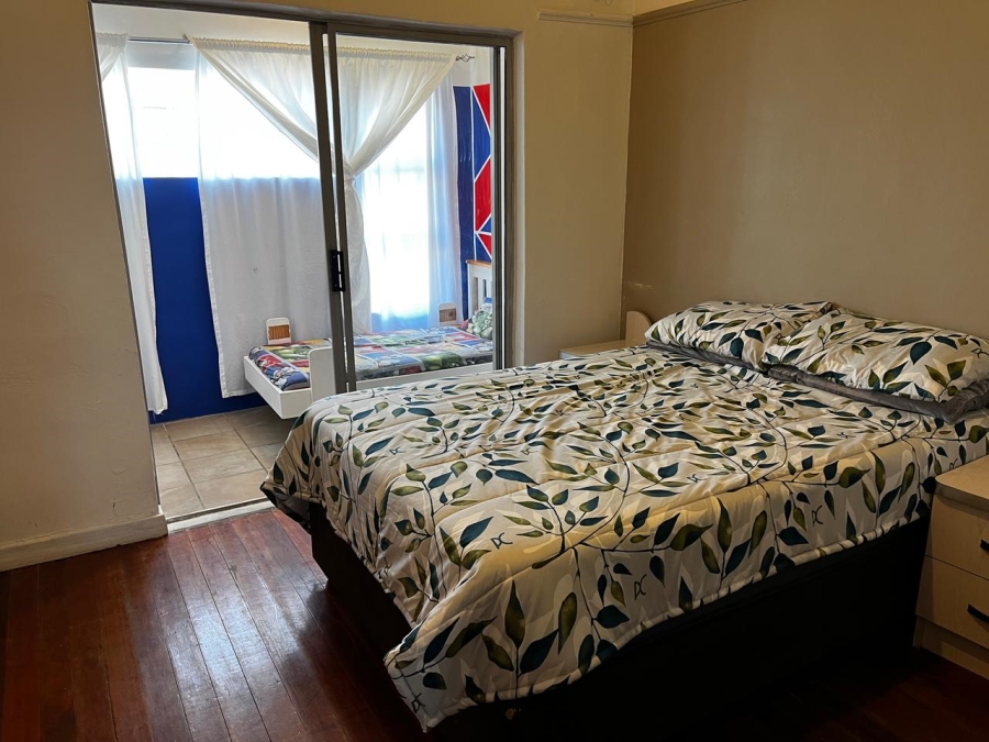 2 Bedroom Property for Sale in Athlone Western Cape